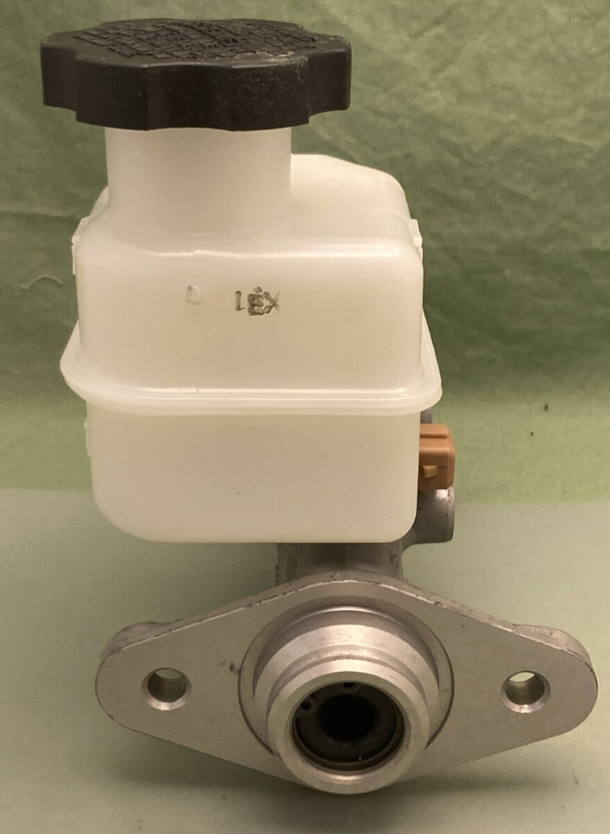 NEW GENIUNE MANDO 58510-2D200 BRAKE MASTER CYLINDER 2000-2006 Hyundai Elantra
