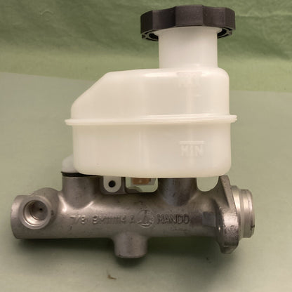 NEW GENIUNE MANDO 58510-2D200 BRAKE MASTER CYLINDER 2000-2006 Hyundai Elantra
