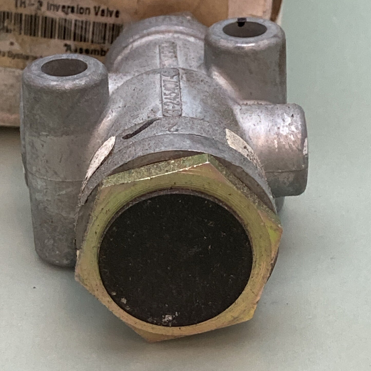 NEW GENUINE BENDIX 281459N TR-3 Series 40 psi Die Cast Zinc Inversion Valve