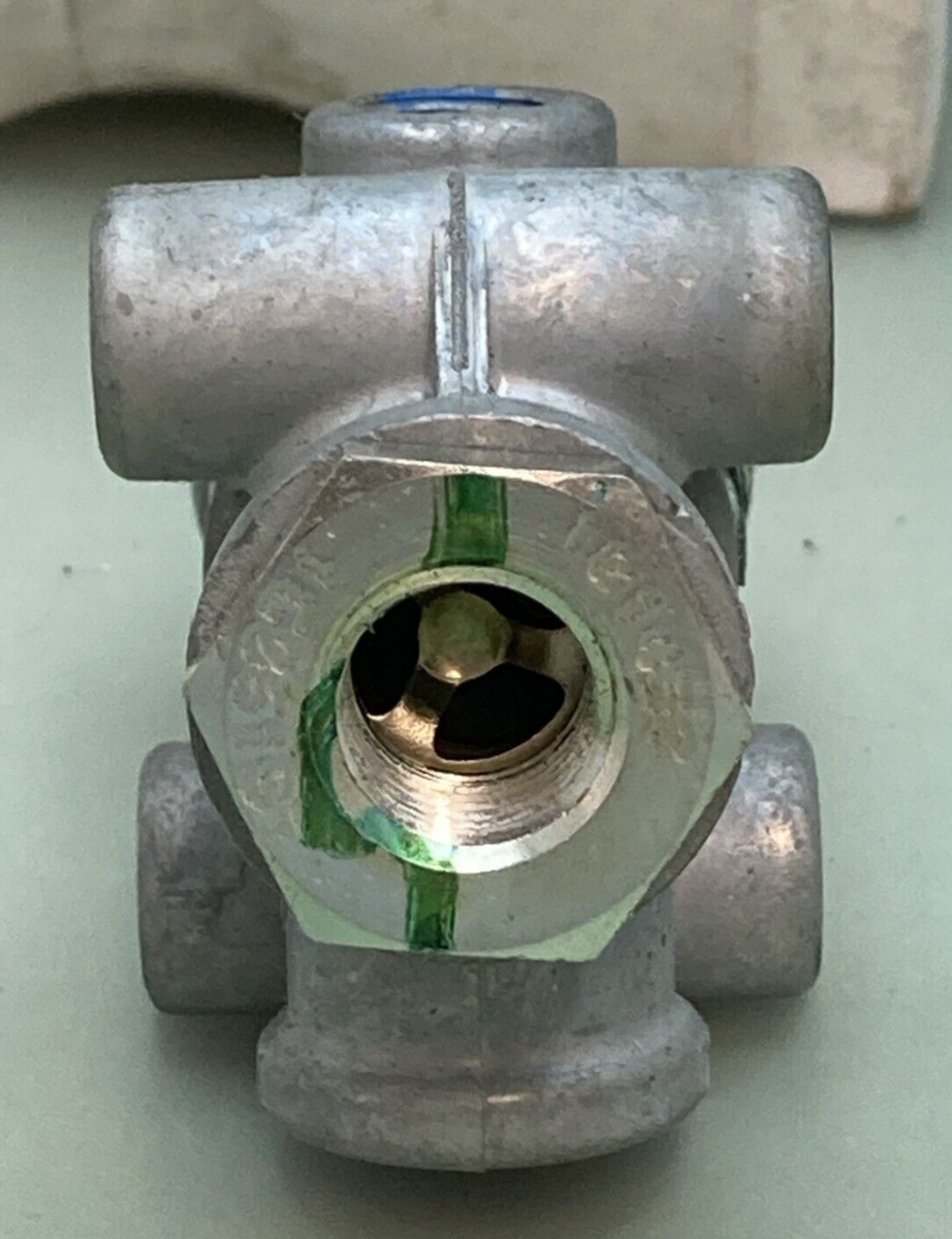 NEW GENUINE BENDIX 101450N TR-3 Series 40 psi Inversion Valve