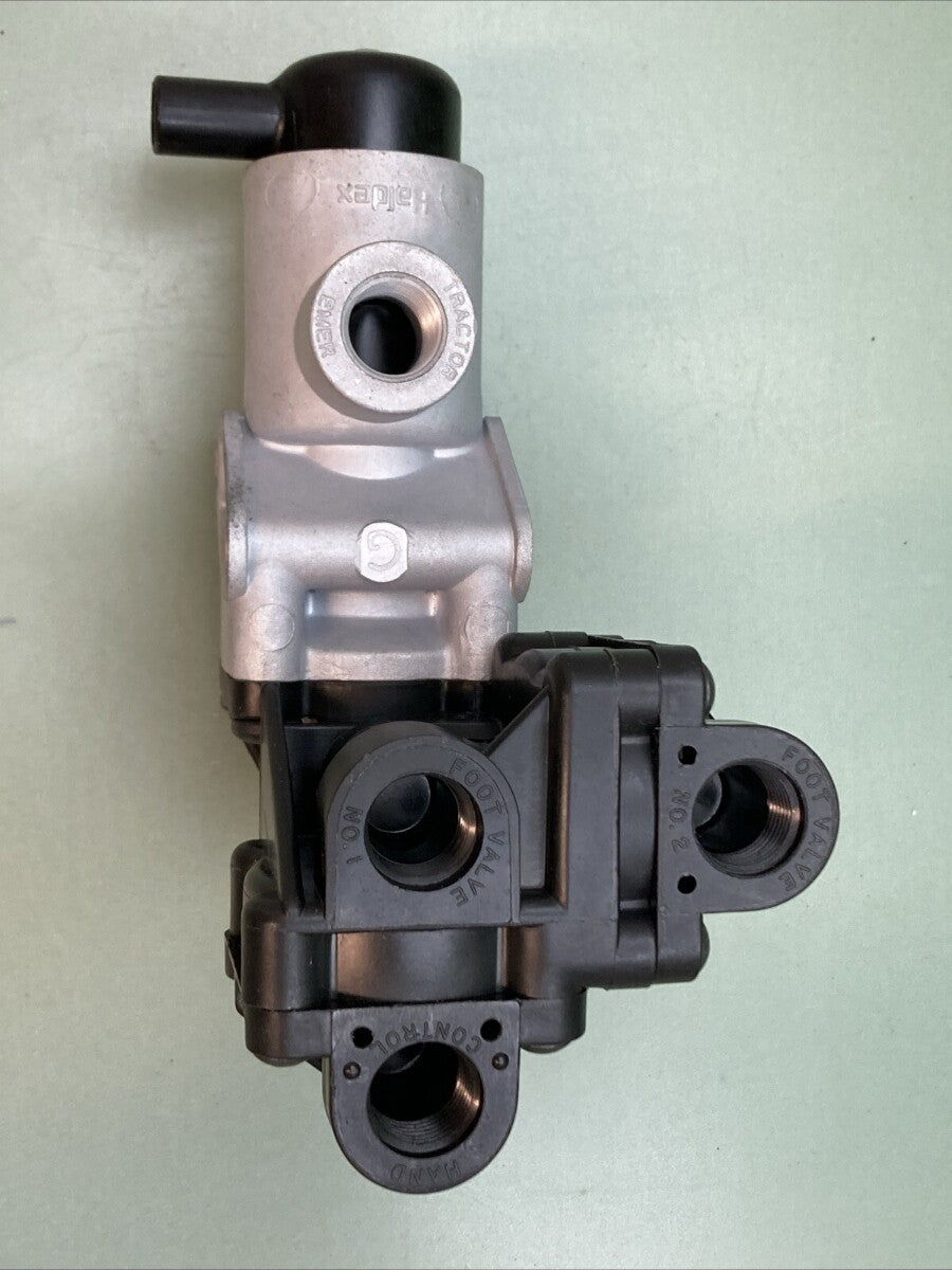 NEW GENUINE HALDEX KN34110X Two-Line Tractor Protection Valve