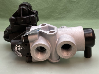 NEW GENUINE HALDEX KN34110X Two-Line Tractor Protection Valve