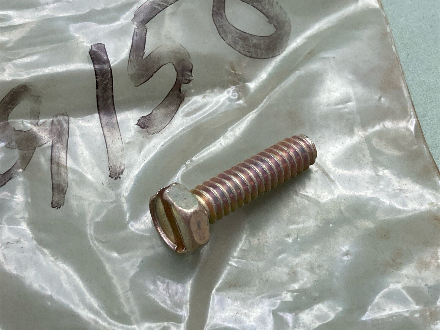 NEW REPLACES MERCURY 10-29158 SCREW