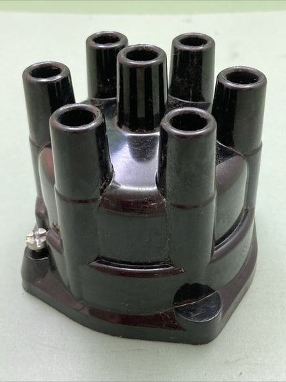 NEW REPLACES DELCO REMY D316R 800057 DISTRIBUTOR CAP