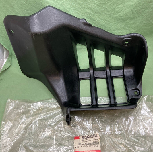 NEW GENUINE SUZUKI 63331-07G00-291 RH MUD GUARD, FOOTREST 63331-07G10-5PK