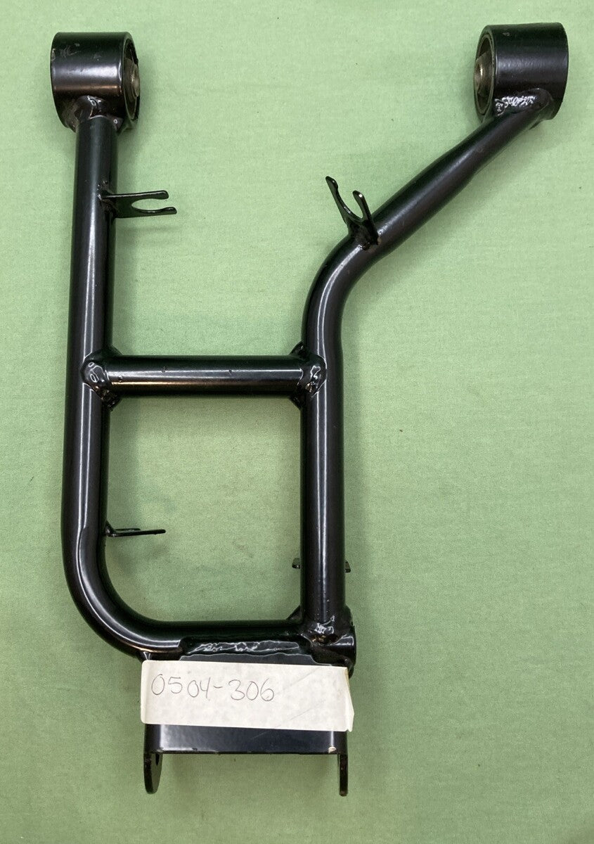 NEW REPLACES ARCTIC CAT 0504-306 Arm, Rear - Upper Right