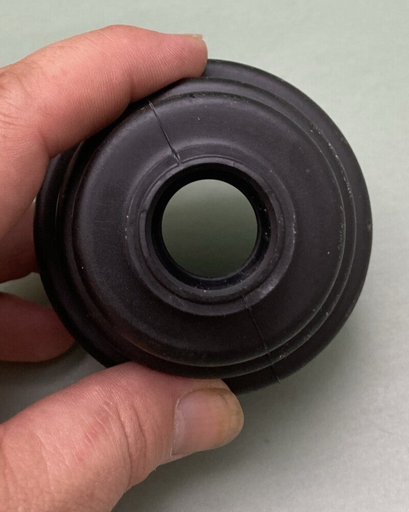 NEW GENUINE YAMAHA 4S1-2510H-00 BOOT SET SUPESEDED 4S1-2510H-01-00