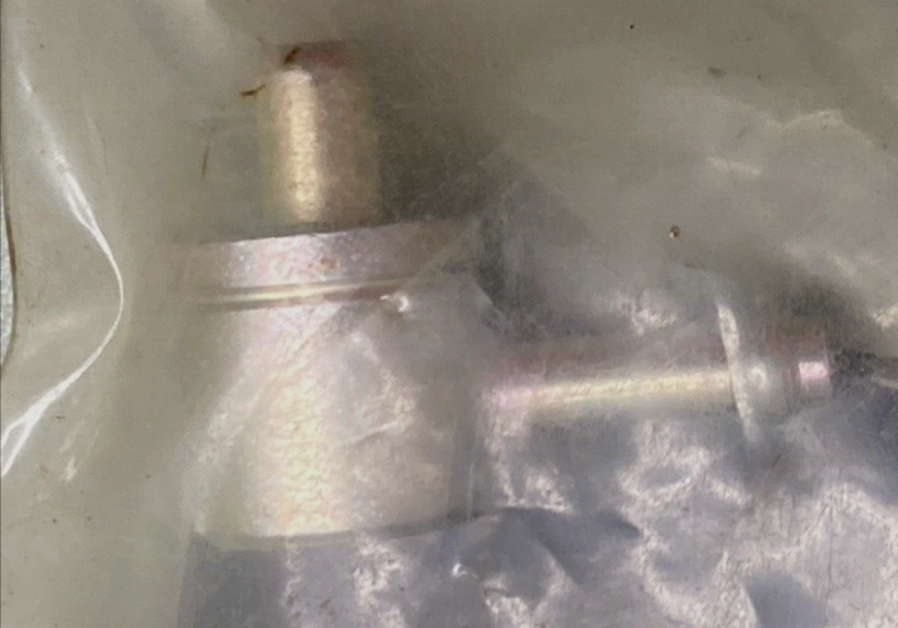 NEW GENUINE MERCURY QUICKSILVER 22-80743M DRAIN FITTING