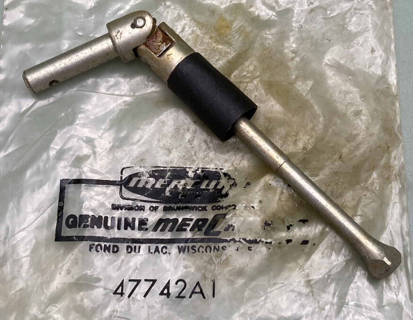 NEW MERCURY QUICKSILVER 47742A1 UNIVERSAL JOINT G BALL OUTBOARD 60 70 110HP