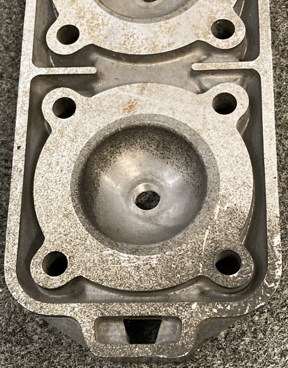 MERCURY QUICKSILVER 79715 CYLINDER HEAD