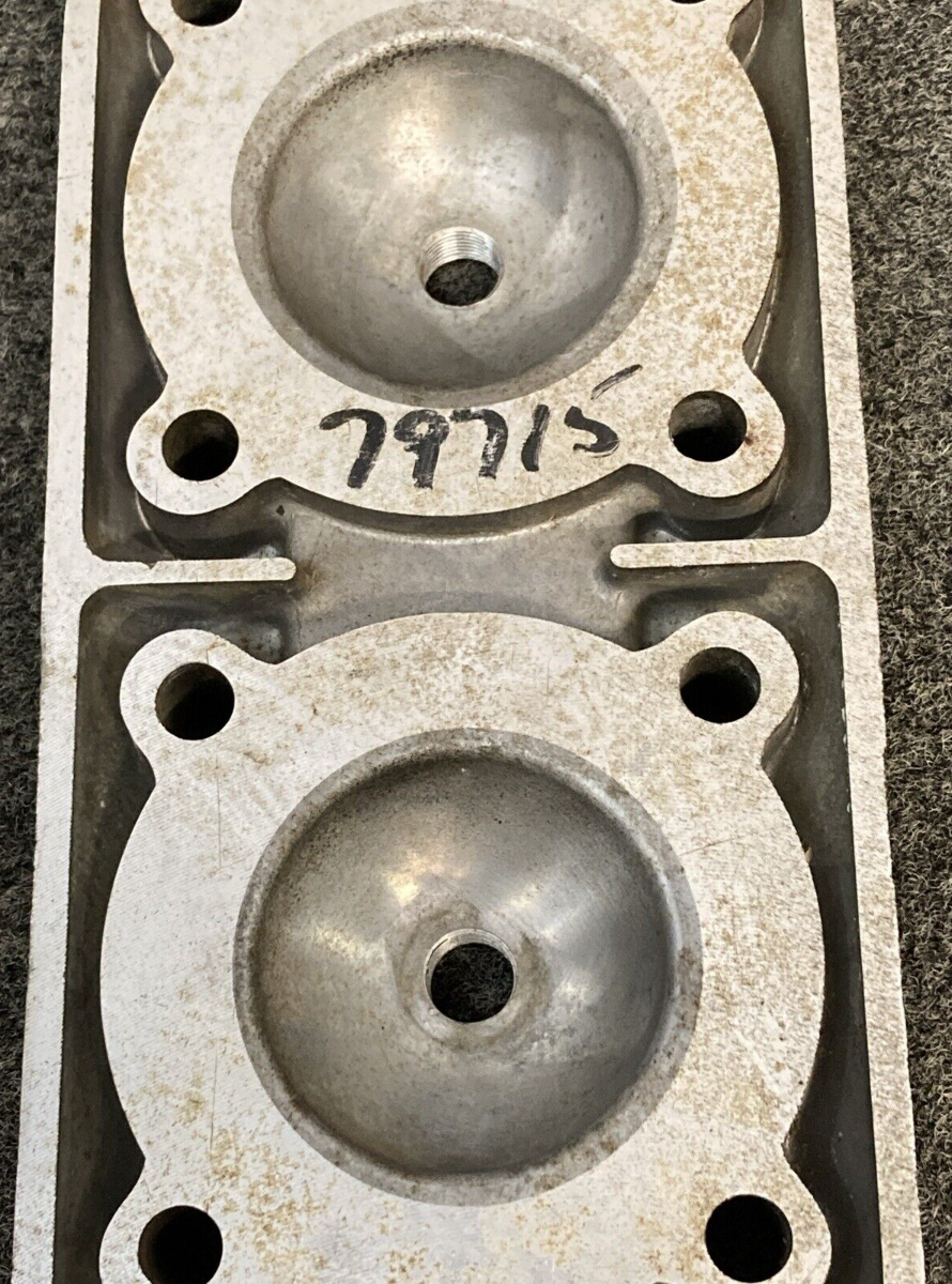 MERCURY QUICKSILVER 79715 CYLINDER HEAD