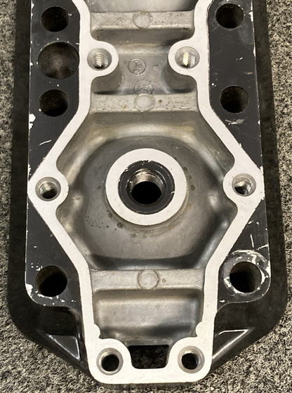 MERCURY QUICKSILVER 79715 CYLINDER HEAD