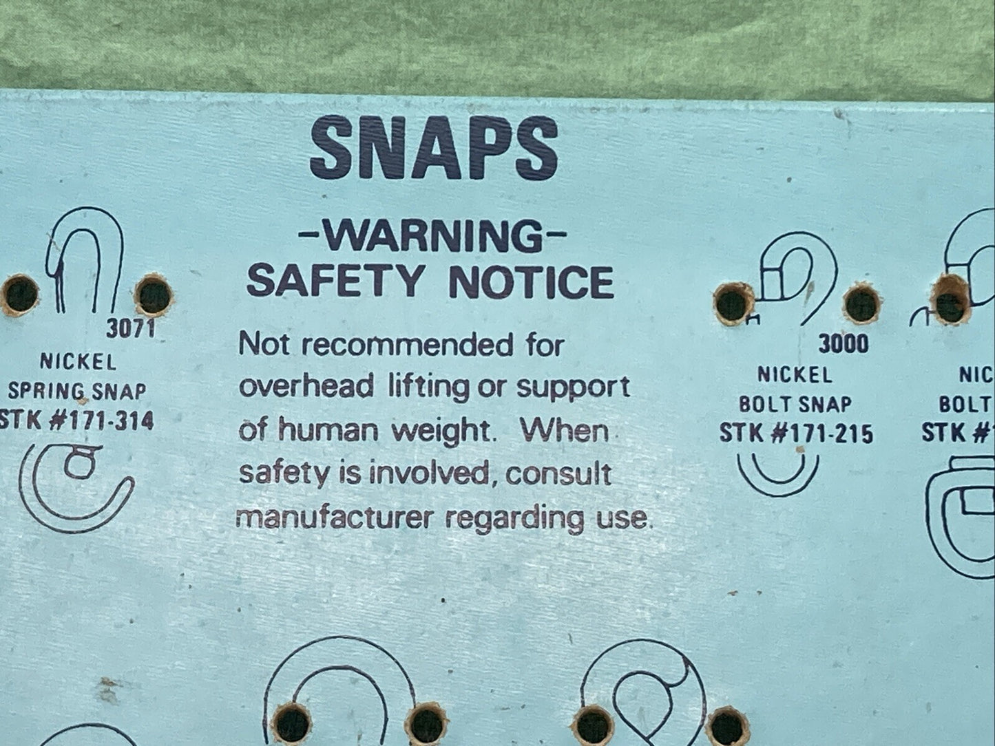 NATIONAL SNAPS DISPLAY BOARD 1500
