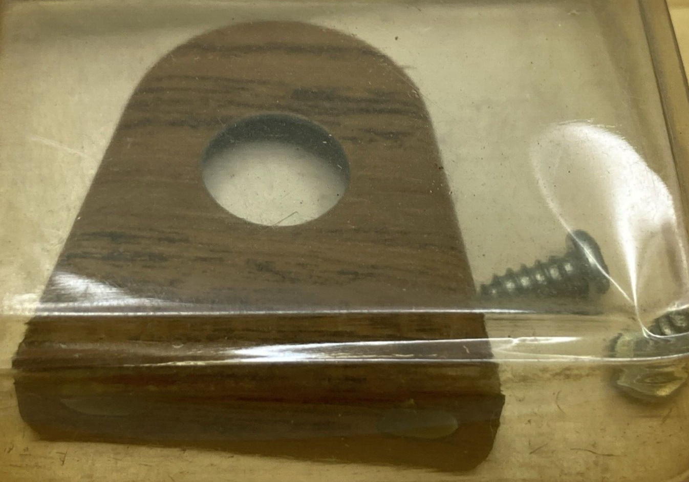 NEW GENERAL SWITCHES 21180 TOGGLE SWITCH PANEL 1-HOLE WOOD GRAIN STEEL