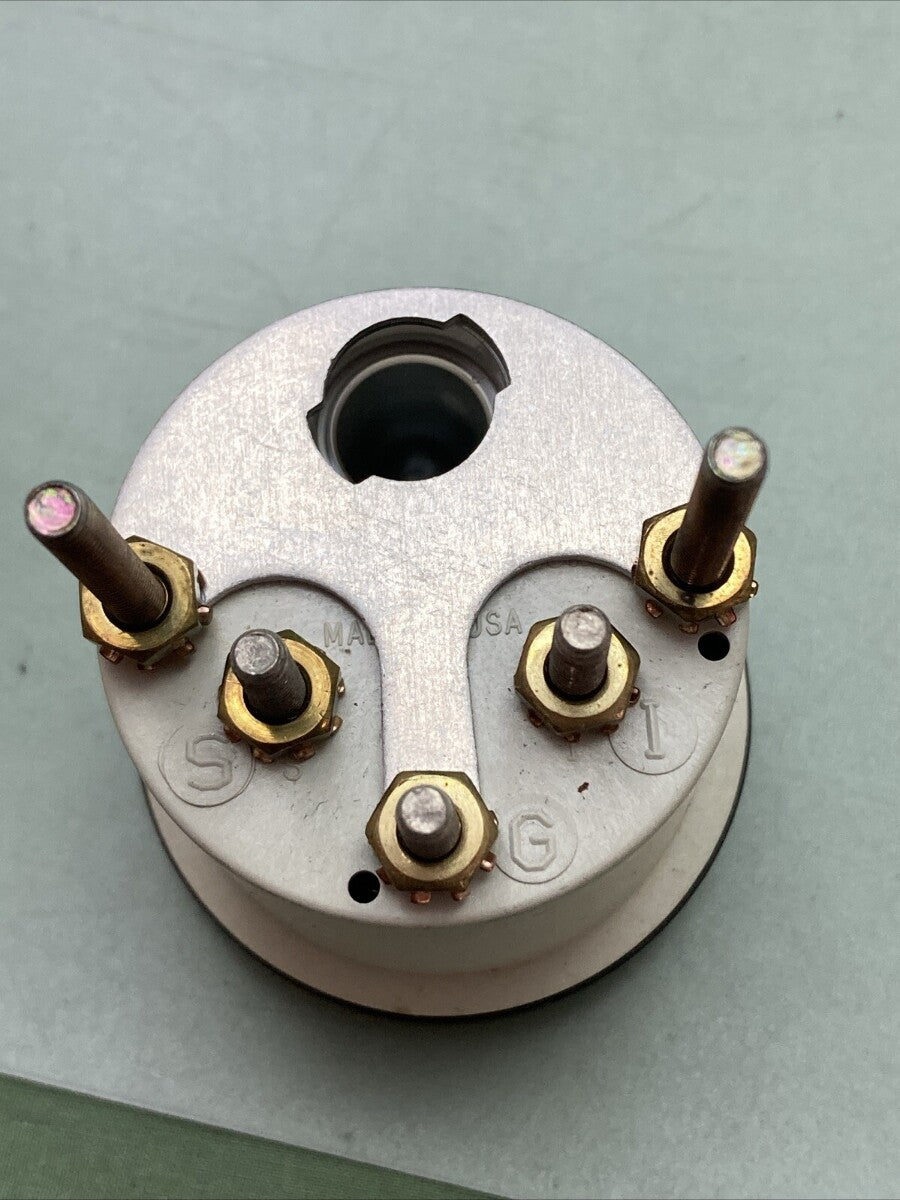 NEW MEDALLION KYSOR VOLTAGE GAUGE DYNA-TORQUE MOVEMENT