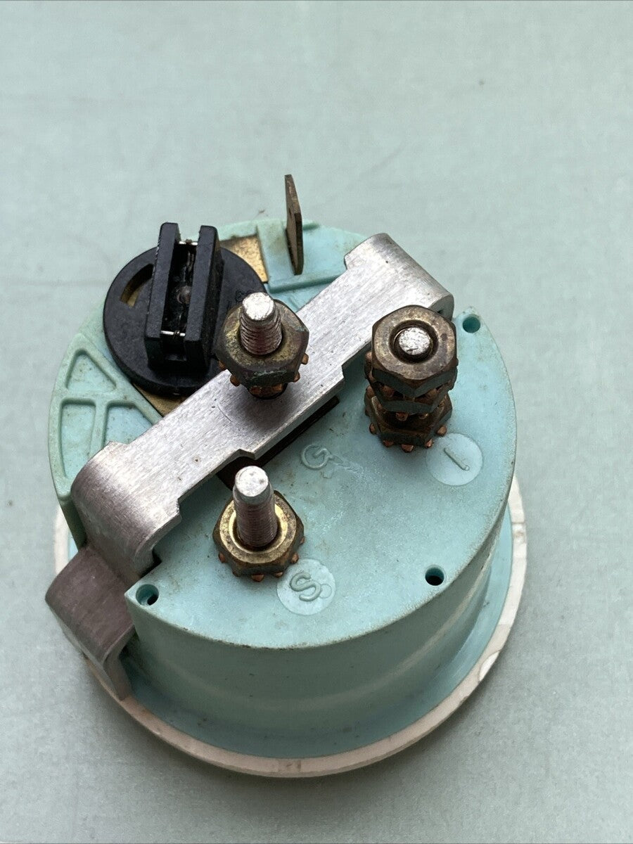 NEW TELEFLEX 67130 VOLTS GAUGE