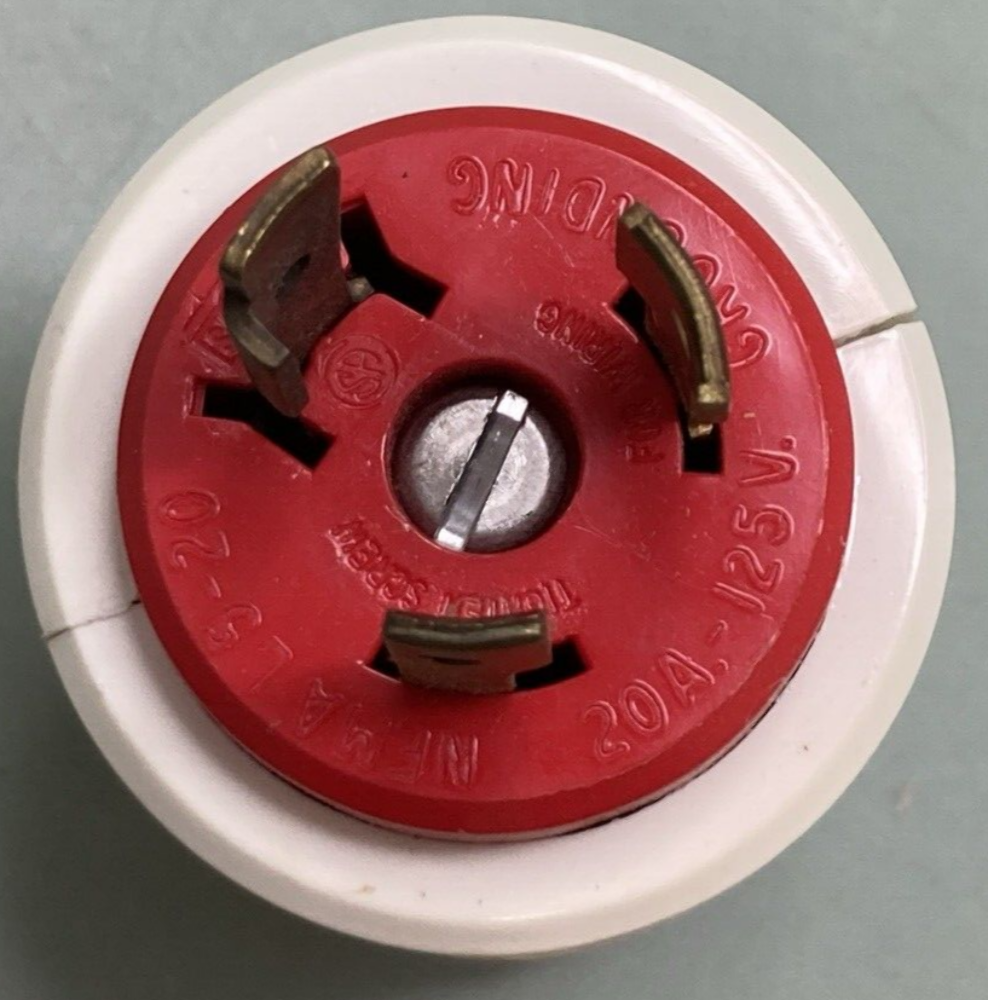 NEW GENUINE LEVITON 70520-P PLUG NYLON LOCKING 2-POLE 3-WIRE 20A 125V