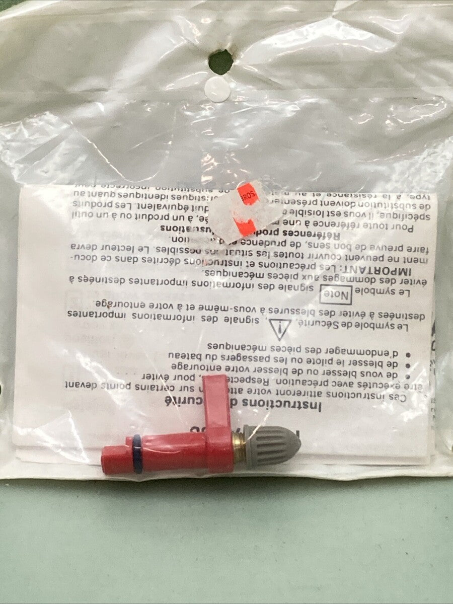 NEW JOHNSON EVINRUDE 175158 SERVICE VALVE
