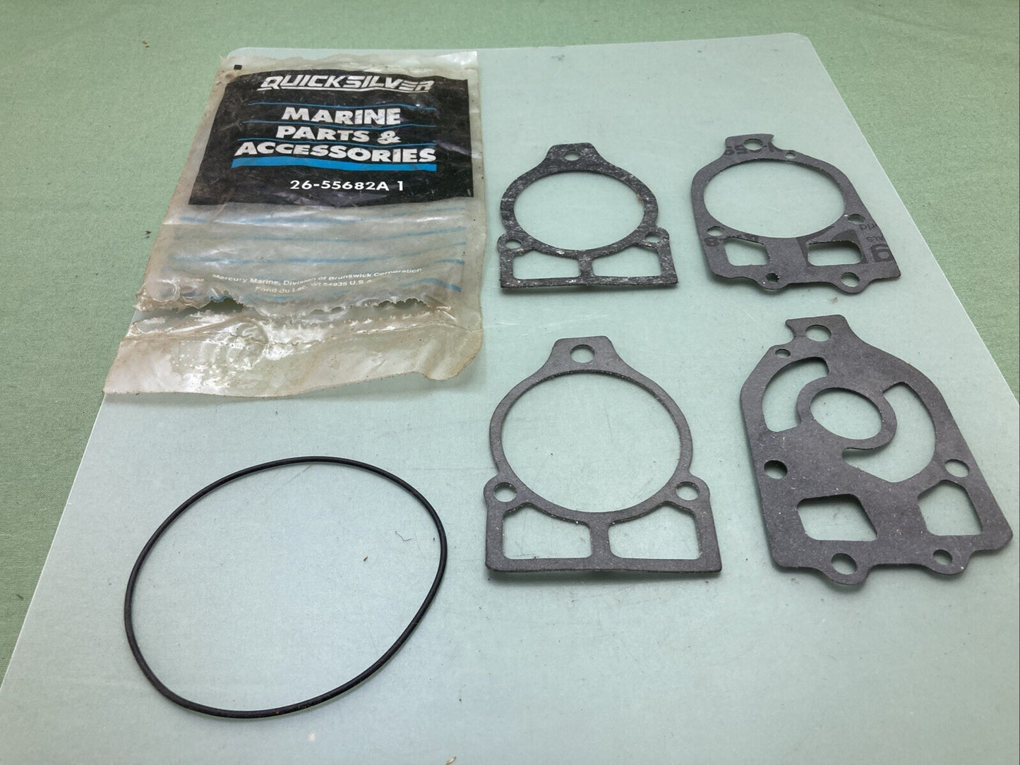 NEW MERCURY QUICKSILVER 26-55682A 1 SEAL KIT, INCOMPLETE KIT