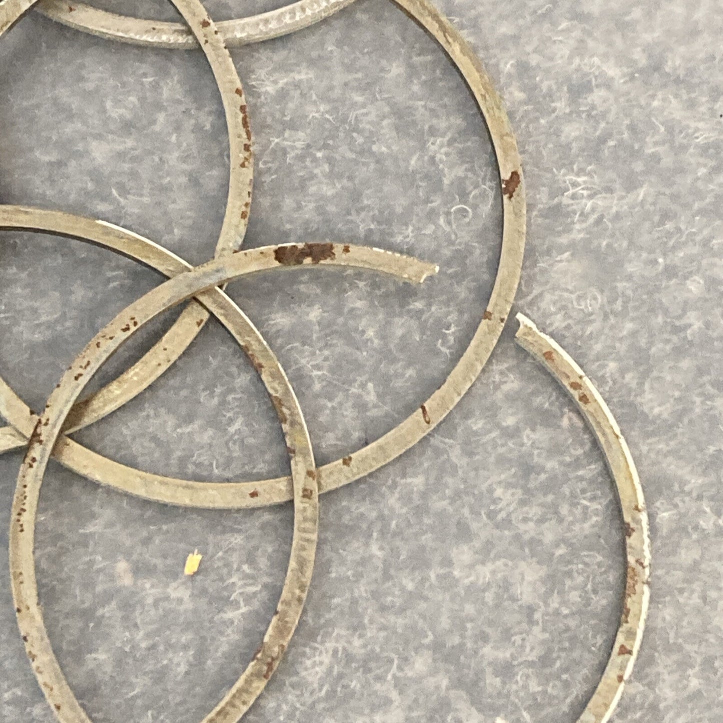 QTY 12 NEW GENUINE MERCURY QUICKSILVER 39-27841A12 PISTON RINGS STANDARD