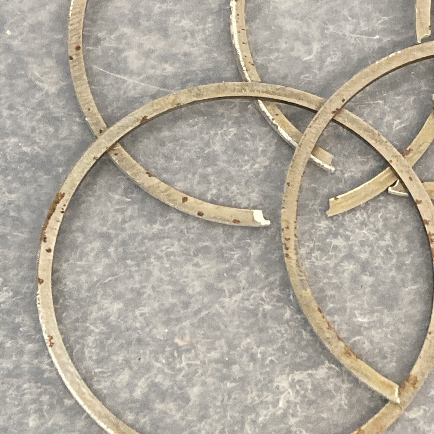 QTY 12 NEW GENUINE MERCURY QUICKSILVER 39-27841A12 PISTON RINGS STANDARD