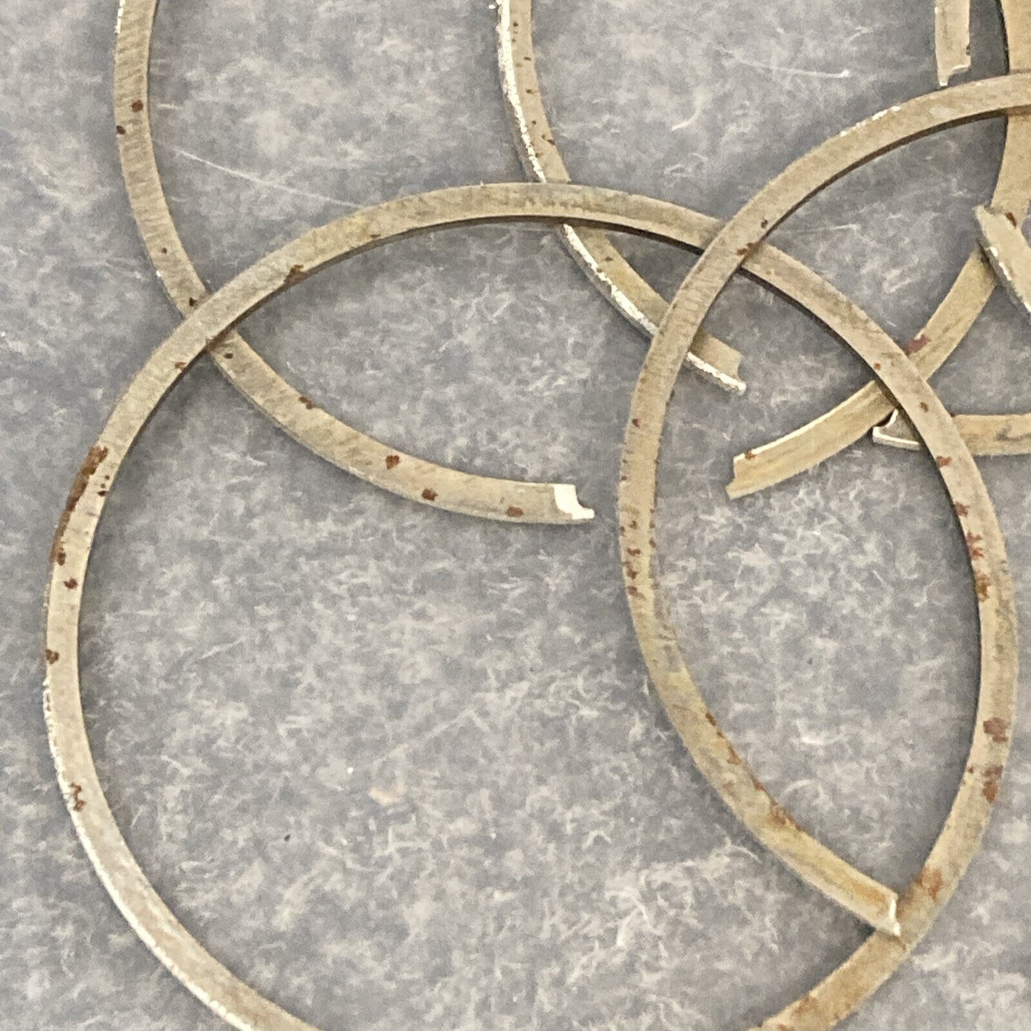 QTY 12 NEW GENUINE MERCURY QUICKSILVER 39-27841A12 PISTON RINGS STANDARD