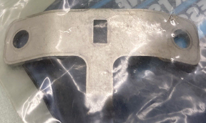 NEW GENUINE MERCURY QUICKSILVER 45798 BRACKET SUPPORT WATER SEALING