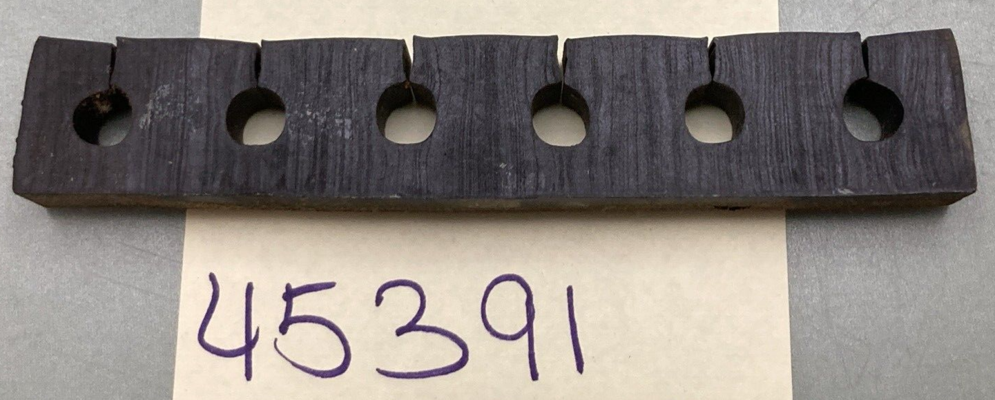 NEW REPLACES MERCURY 45391 SPACER RUBBER HIGH TENSION LEADS