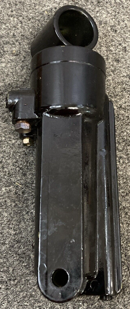 NEW GENUINE MERCURY 45194A18 TRIM CYLINDER OUTBOARD 150HP BLACK