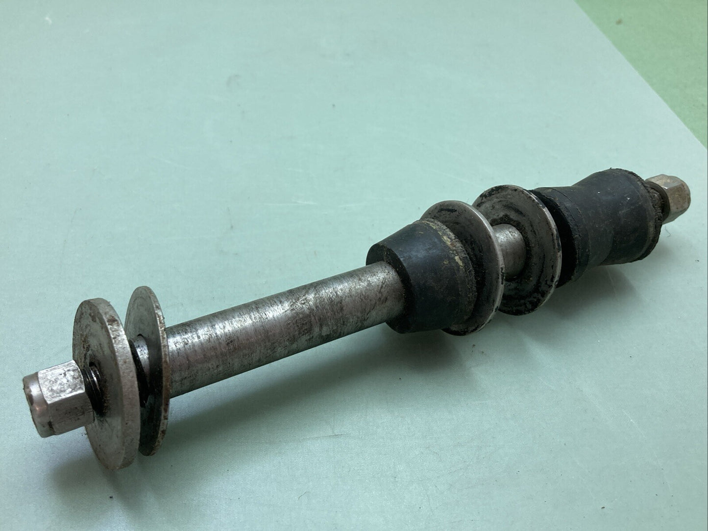 MERCURY MERCRUISER PIVOT PIN ASSEMBLY 8"