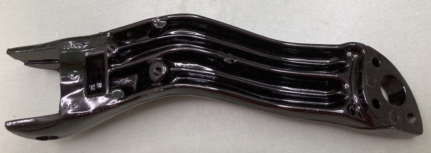 NEW GENUINE MERCURY 68768A2 BRACKET STEERING ARM W/ SCREWS