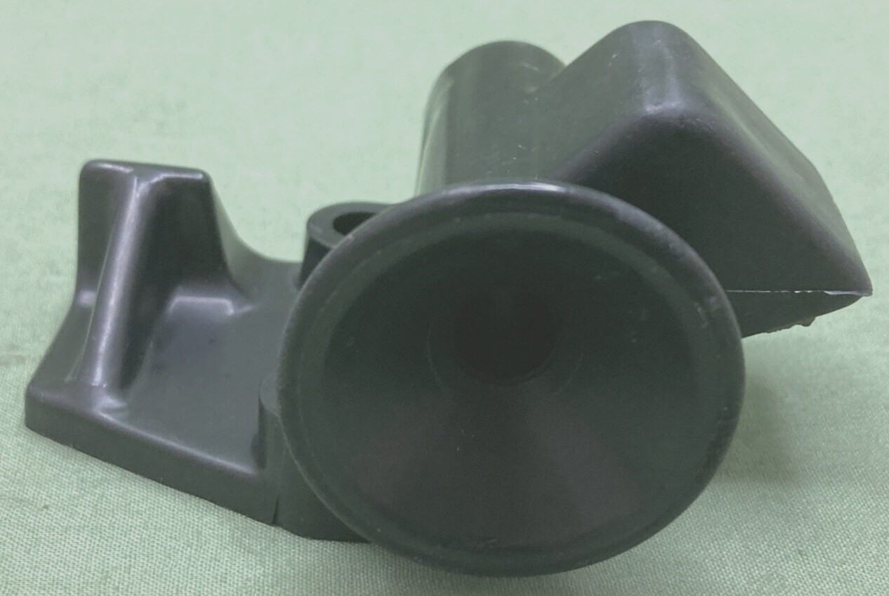 NEW GENUINE MERCURY 85650 HOUSING COWL HINGE STARBOARD