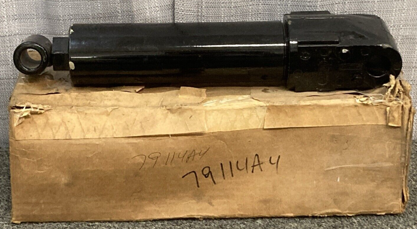 NEW GENUINE MERCURY 79114A4 TRIM CYLINDER ASSEMBLY MARINER 200 H.P. V-6