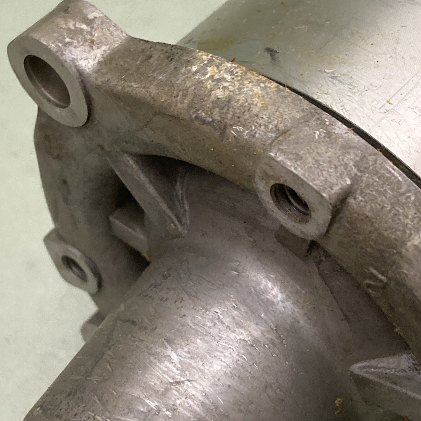 NEW GENUINE MERCURY 1102-4181A1 END CAP ASM MANIFOLD EXHAUST