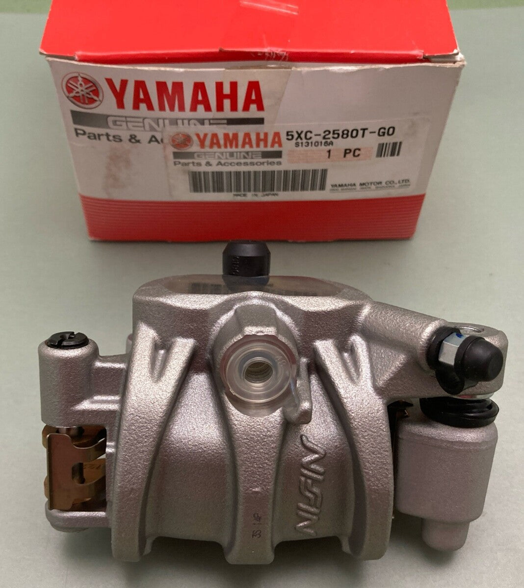 NEW GENUINE YAMAHA 5XC-2580T-G0 CALIPER ASSEMBLY (LEFT)