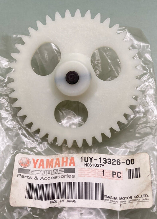 NEW GENUINE YAMAHA 1UY-13326-00 OEM PUMP DRIVEN GEAR