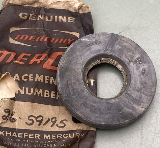 NEW GENUINE MERCURY 26-59195 OIL SEAL