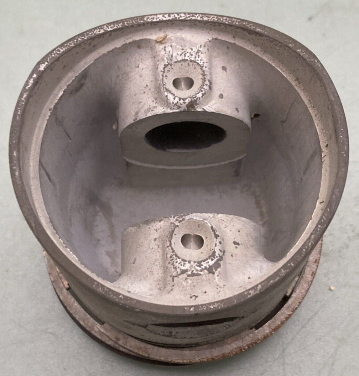 NEW GENUINE MERCURY 748-3924A1 PISTON ASSEMBLY
