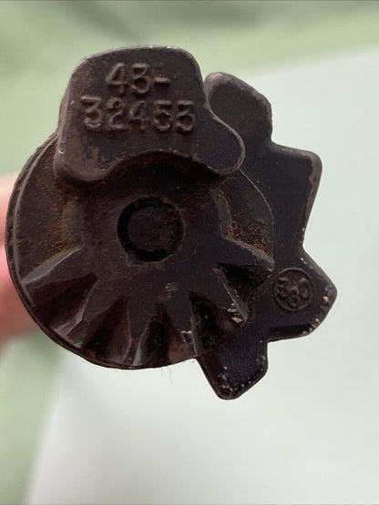 MERCURY QUICKSILVER 43-32453 SHIFT CONTROL SHAFT, WITH SECTOR GEAR