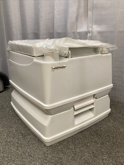 NEW PASSPORT POTTY 6004 PORTABLE TOILET, 13L