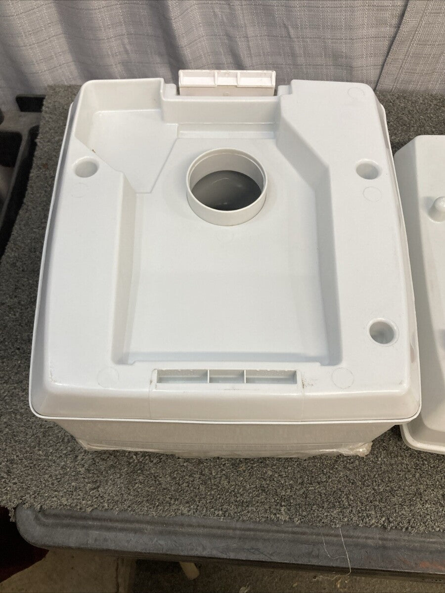 NEW PASSPORT POTTY 6004 PORTABLE TOILET, 13L