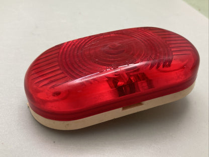 NEW REFLECT-O-LITE 400 SAE-P2-71 RED LIGHT CASING 73C103