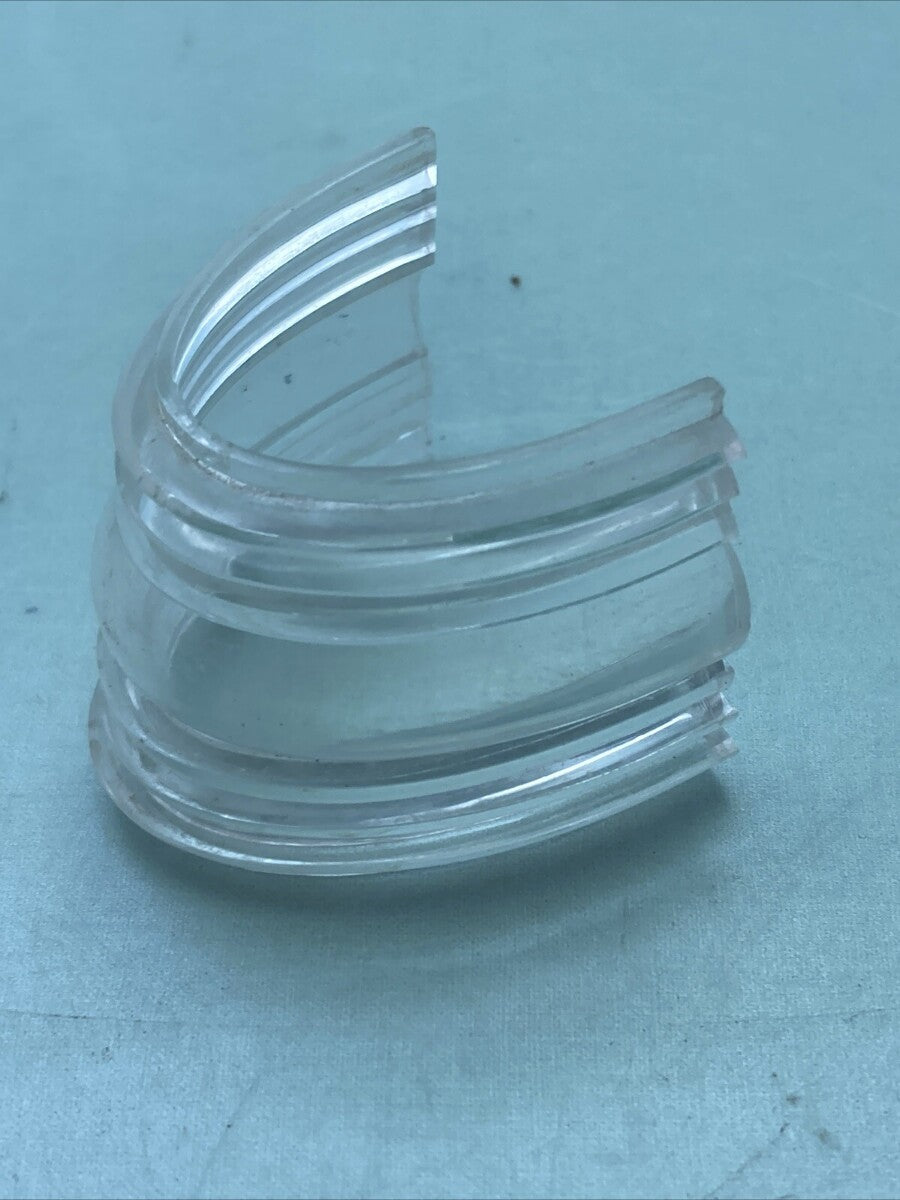 NEW ATTWOOD 6801-71 CLEAR CURVED ALL POINTS STERN LIGHT GLOBE