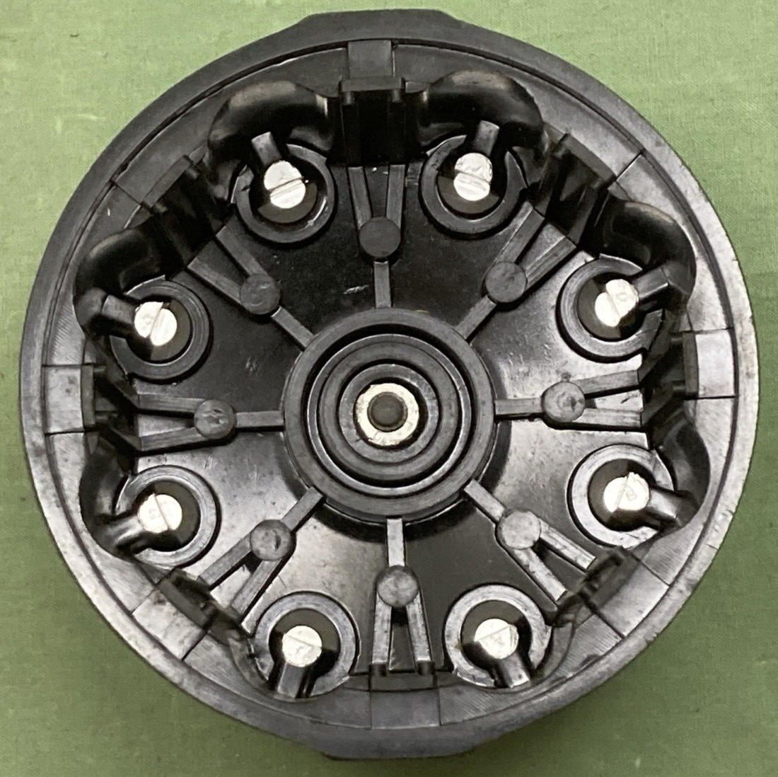 NEW GENUINE AUTOLITE 3-212 DISTRIBUTOR CAP 8 CYLINDER DHX-212