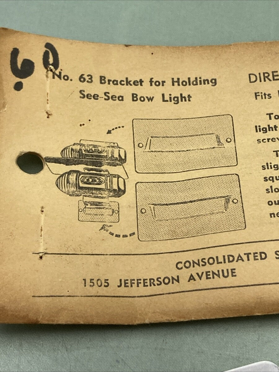 NEW CONSOLIDATED SPECIALTIES CO. BRACKET FOR HOLDING SEE-SEA BOW LIGHT