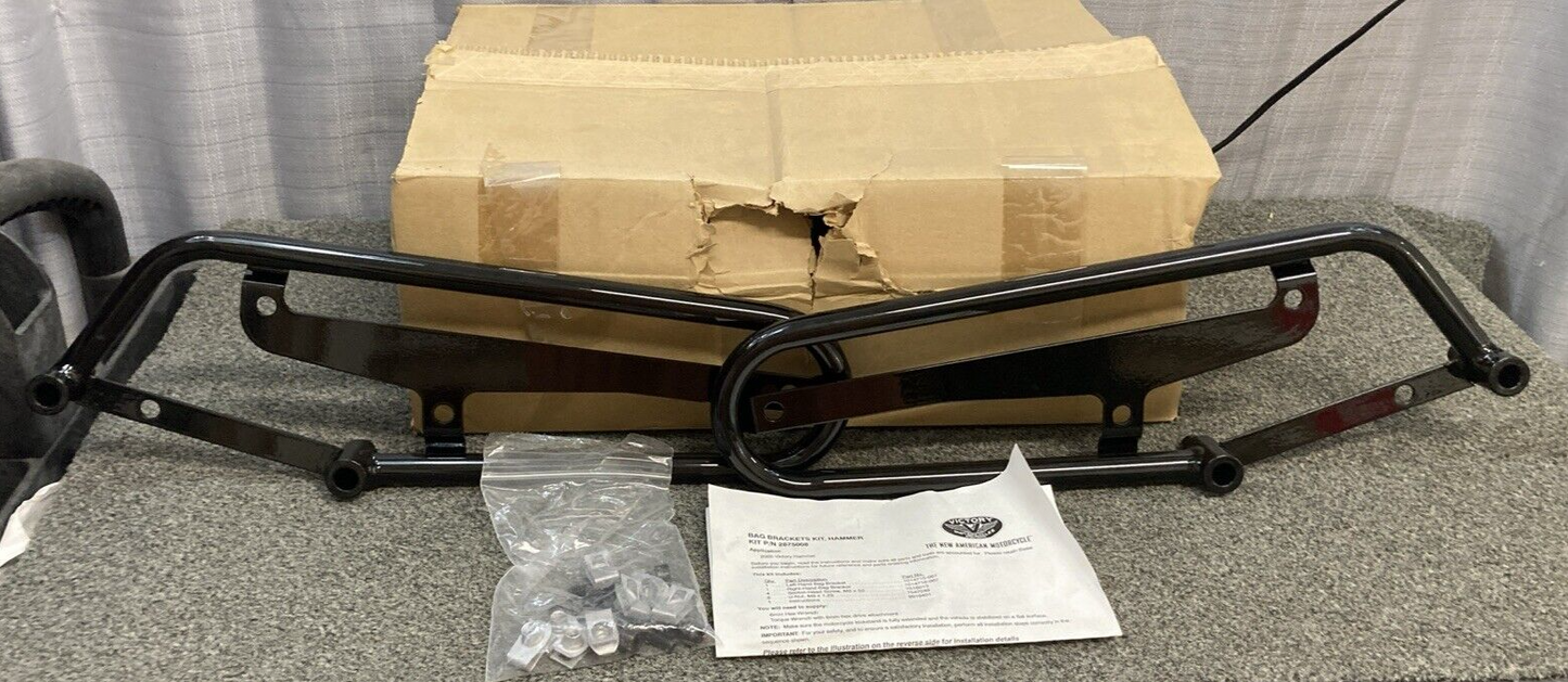 NEW GENUINE VICTORY 2875008 Saddlebag Bracket KIT HAMMER & JACKPOT