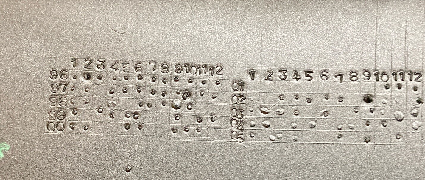 NEW GENUINE YAMAHA 5BN-21711-11-33 COVER SIDE 1 V-STAR