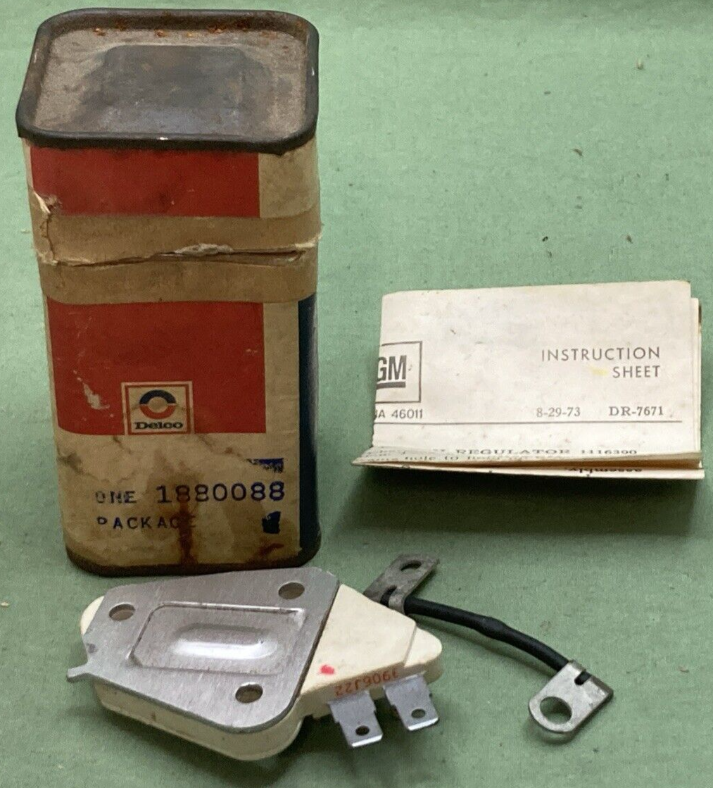 NEW GENUINE DELCO REMY 1880088 REGULATOR ALTERNATOR 14.8V