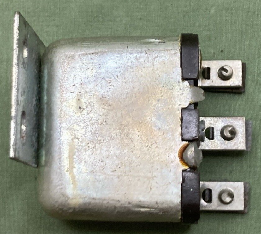 NEW GENUINE NAPA ECHLIN HR400 FIELD RELAY