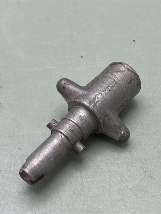 MERCURY MALE FUEL FITTING